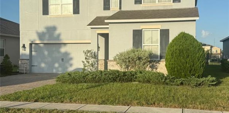 House in Davenport, Florida 4 bedrooms, 272.02 sq.m. № 1844743