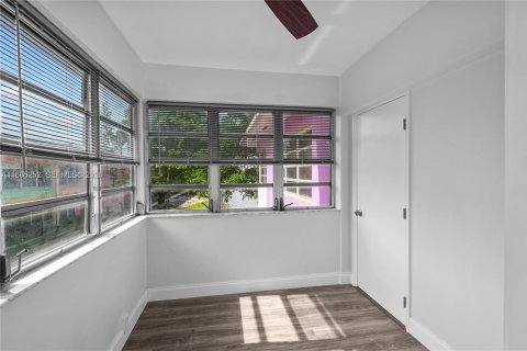 Appartement à louer à Miami, Floride: 3 chambres, 91.97 m2 № 2169577 - photo 8