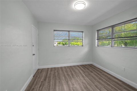 Appartement à louer à Miami, Floride: 3 chambres, 91.97 m2 № 2169577 - photo 12