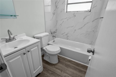 Appartement à louer à Miami, Floride: 3 chambres, 91.97 m2 № 2169577 - photo 14