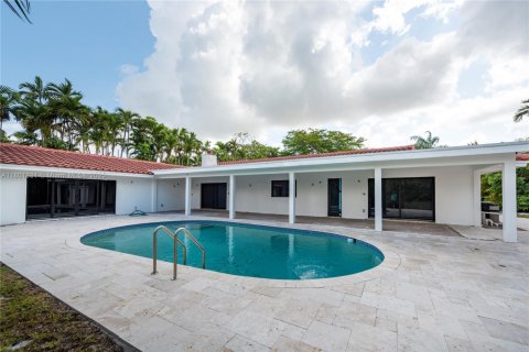 Casa en venta en Hollywood, Florida, 6 dormitorios, 437.01 m2 № 1683498 - foto 4