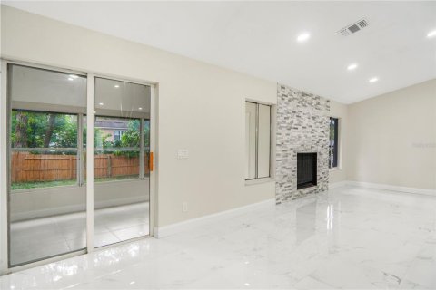 Casa en venta en Longwood, Florida, 4 dormitorios, 172.33 m2 № 1904074 - foto 17