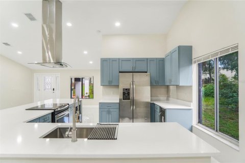 Casa en venta en Longwood, Florida, 4 dormitorios, 172.33 m2 № 1904074 - foto 11