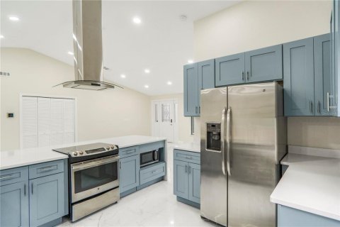 Casa en venta en Longwood, Florida, 4 dormitorios, 172.33 m2 № 1904074 - foto 12