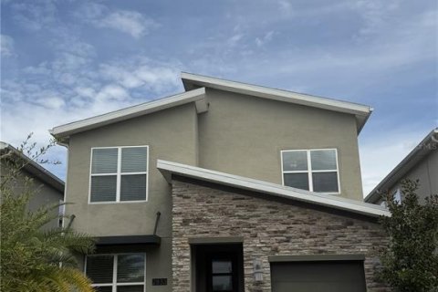 House in Kissimmee, Florida 5 bedrooms, 278.34 sq.m. № 2284191