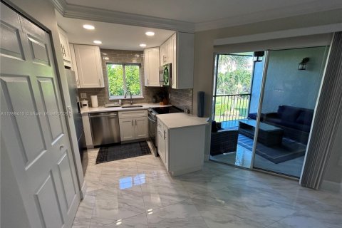 Condo in Jupiter, Florida, 1 bedroom  № 1867675 - photo 3