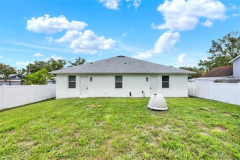Casa en venta en Orlando, Florida, 3 dormitorios, 186.18 m2 № 1909703 - foto 18