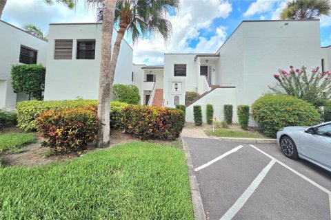 Condo in Sarasota, Florida, 2 bedrooms  № 1855946 - photo 25