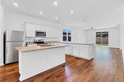 Casa en venta en Lakeland, Florida, 3 dormitorios, 158.68 m2 № 2122139 - foto 9