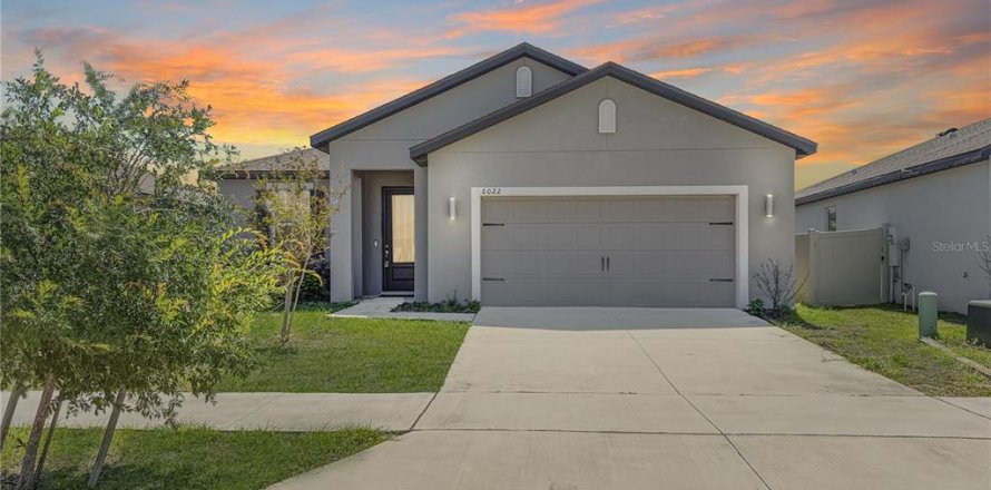 Casa en Lakeland, Florida 3 dormitorios, 158.68 m2 № 2122139