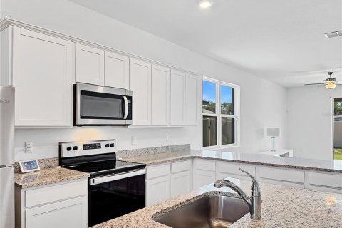 Casa en venta en Lakeland, Florida, 3 dormitorios, 158.68 m2 № 2122139 - foto 7