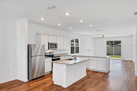 Casa en venta en Lakeland, Florida, 3 dormitorios, 158.68 m2 № 2122139 - foto 8