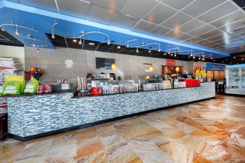 Купить коммерческую недвижимость в Дейви, Флорида № 2016173 - фото 4