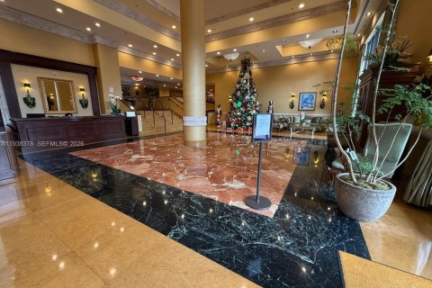 Condo in Miami, Florida, 2 bedrooms  № 1996000 - photo 10