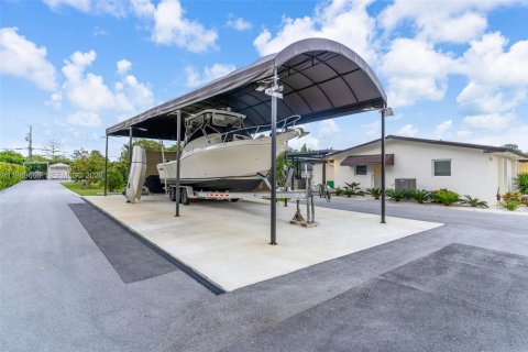 Villa ou maison à vendre à Homestead, Floride: 4 chambres, 209.59 m2 № 2057220 - photo 5