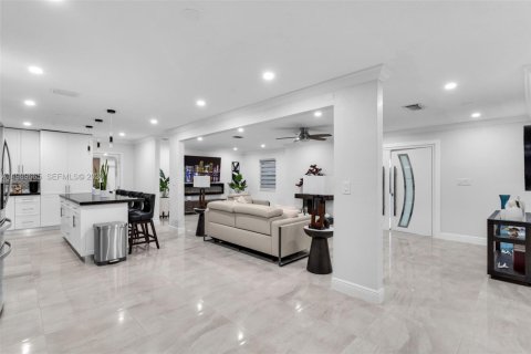 Villa ou maison à vendre à Homestead, Floride: 4 chambres, 209.59 m2 № 2057220 - photo 10