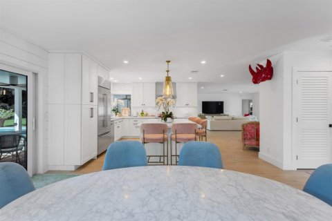 Casa en venta en Gulf Stream, Florida, 3 dormitorios, 195.93 m2 № 2252872 - foto 12