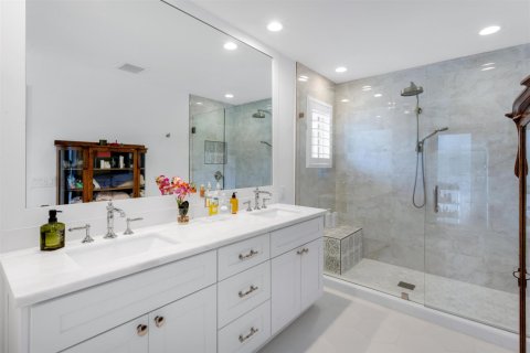 Casa en venta en Gulf Stream, Florida, 3 dormitorios, 195.93 m2 № 2252872 - foto 16