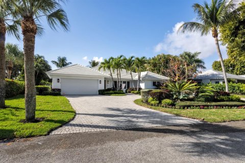 Casa en venta en Gulf Stream, Florida, 3 dormitorios, 195.93 m2 № 2252872 - foto 3