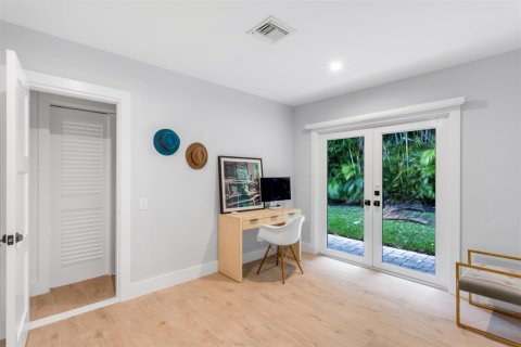Casa en venta en Gulf Stream, Florida, 3 dormitorios, 195.93 m2 № 2252872 - foto 17