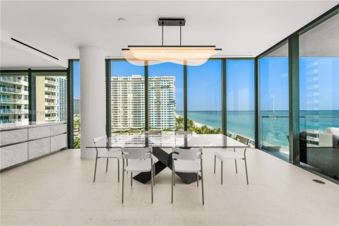 Copropriété à louer à Hallandale Beach, Floride: 3 chambres, 235.04 m2 № 2046432 - photo 5