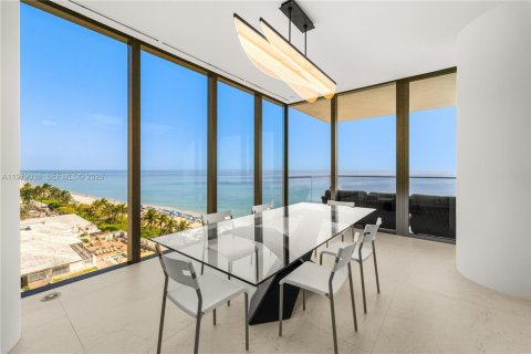 Copropriété à louer à Hallandale Beach, Floride: 3 chambres, 235.04 m2 № 2046432 - photo 4