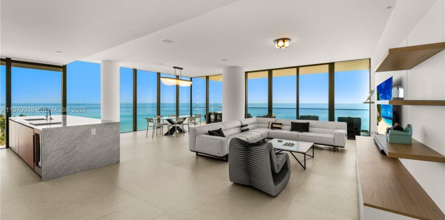 Condo à Hallandale Beach, Floride, 3 chambres  № 2046432