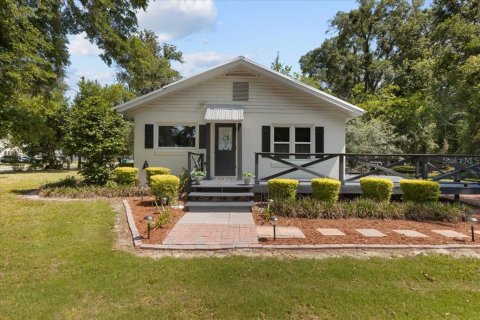 House in Trenton, Florida 2 bedrooms, 111.3 sq.m. № 1759910 - photo 1