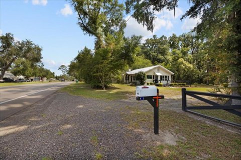 House in Trenton, Florida 2 bedrooms, 111.3 sq.m. № 1759910 - photo 24