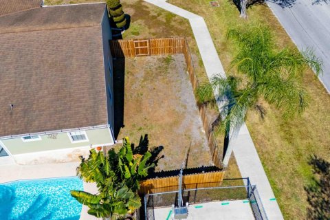 Villa ou maison à vendre à Lake Worth, Floride: 3 chambres, 215.53 m2 № 2078169 - photo 25