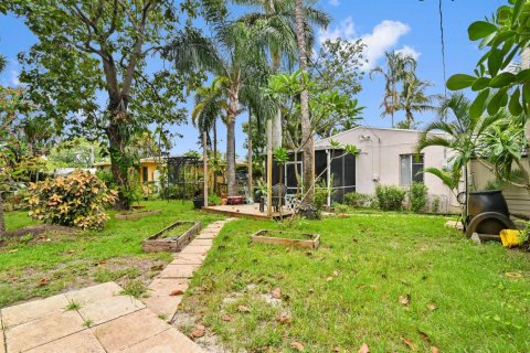 Villa ou maison à vendre à Fort Lauderdale, Floride: 2 chambres, 80.27 m2 № 2146225 - photo 3