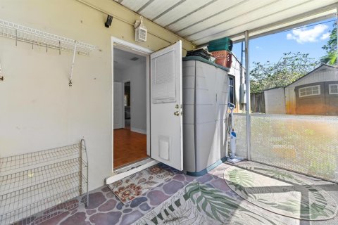 Villa ou maison à vendre à Fort Lauderdale, Floride: 2 chambres, 80.27 m2 № 2146225 - photo 15
