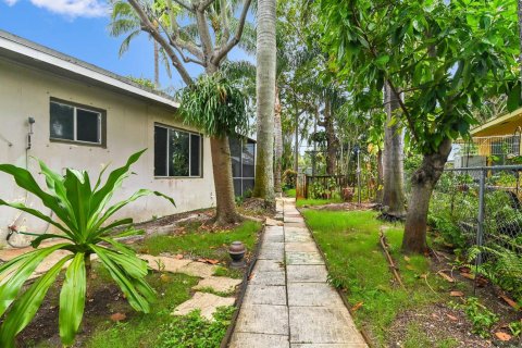 Villa ou maison à vendre à Fort Lauderdale, Floride: 2 chambres, 80.27 m2 № 2146225 - photo 20