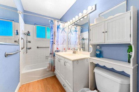 Villa ou maison à vendre à Fort Lauderdale, Floride: 2 chambres, 80.27 m2 № 2146225 - photo 13