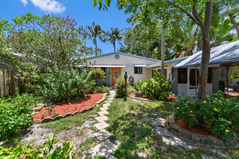 Villa ou maison à Fort Lauderdale, Floride 2 chambres, 80.27 m2 № 2146225