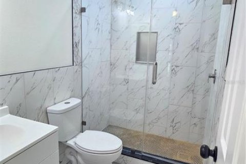 House in Tampa, Florida 3 bedrooms, 118.08 sq.m. № 1851772 - photo 17