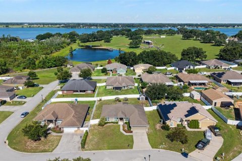 House in Auburndale, Florida 3 bedrooms, 172.24 sq.m. № 2131979 - photo 28