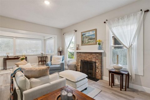 Villa ou maison à vendre à Sanford, Floride: 3 chambres, 112.04 m2 № 2418890 - photo 4
