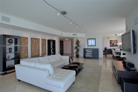 Copropriété à louer à Hollywood, Floride: 3 chambres, 257.99 m2 № 2169858 - photo 21