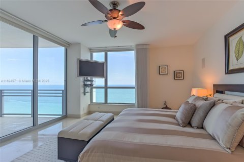 Condo à Hollywood, Floride, 3 chambres  № 2169858