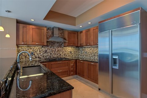 Copropriété à louer à Hollywood, Floride: 3 chambres, 257.99 m2 № 2169858 - photo 10