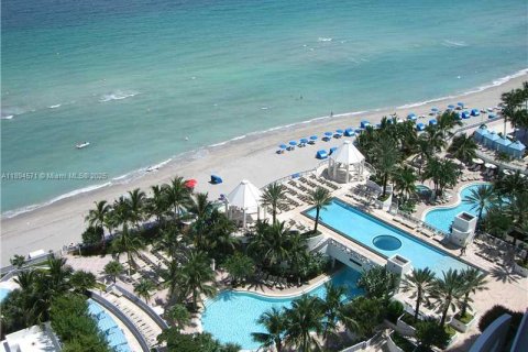 Copropriété à louer à Hollywood, Floride: 3 chambres, 257.99 m2 № 2169858 - photo 3
