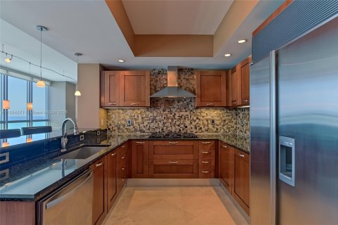 Copropriété à louer à Hollywood, Floride: 3 chambres, 257.99 m2 № 2169858 - photo 8