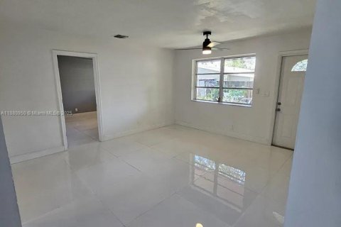 Villa ou maison à louer à Dania Beach, Floride: 3 chambres, 164.34 m2 № 1924632 - photo 19