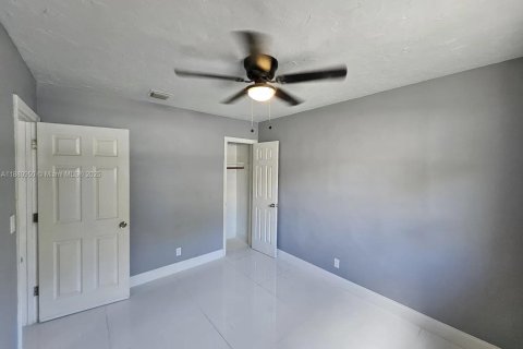 Villa ou maison à louer à Dania Beach, Floride: 3 chambres, 164.34 m2 № 1924632 - photo 17