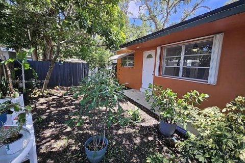 Villa ou maison à louer à Dania Beach, Floride: 3 chambres, 164.34 m2 № 1924632 - photo 4