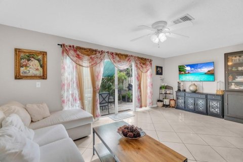 Adosado en venta en Sunrise, Florida, 3 dormitorios, 134.15 m2 № 2259941 - foto 12