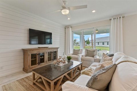 Casa en venta en Kissimmee, Florida, 2 dormitorios, 155.15 m2 № 1870408 - foto 13