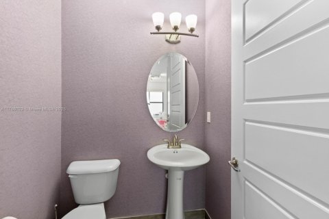 Casa en venta en Miami, Florida, 3 dormitorios, 182.55 m2 № 1708473 - foto 15