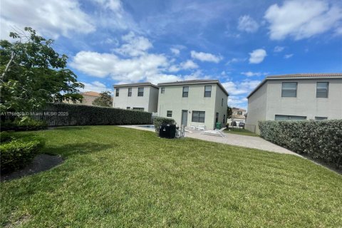 Casa en venta en Miami, Florida, 3 dormitorios, 182.55 m2 № 1708473 - foto 5